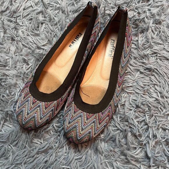 Umberto Raffini Zigzag Chevron Print Canvas Flats - Picture 1 of 4